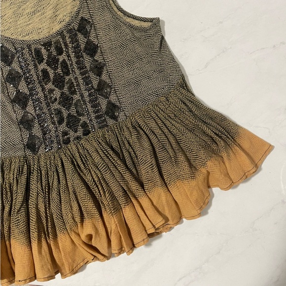 Anthropologie Akemi + Kin Brown Ombre Sequined Peplum Tank Top Size Small - Picture 6 of 7
